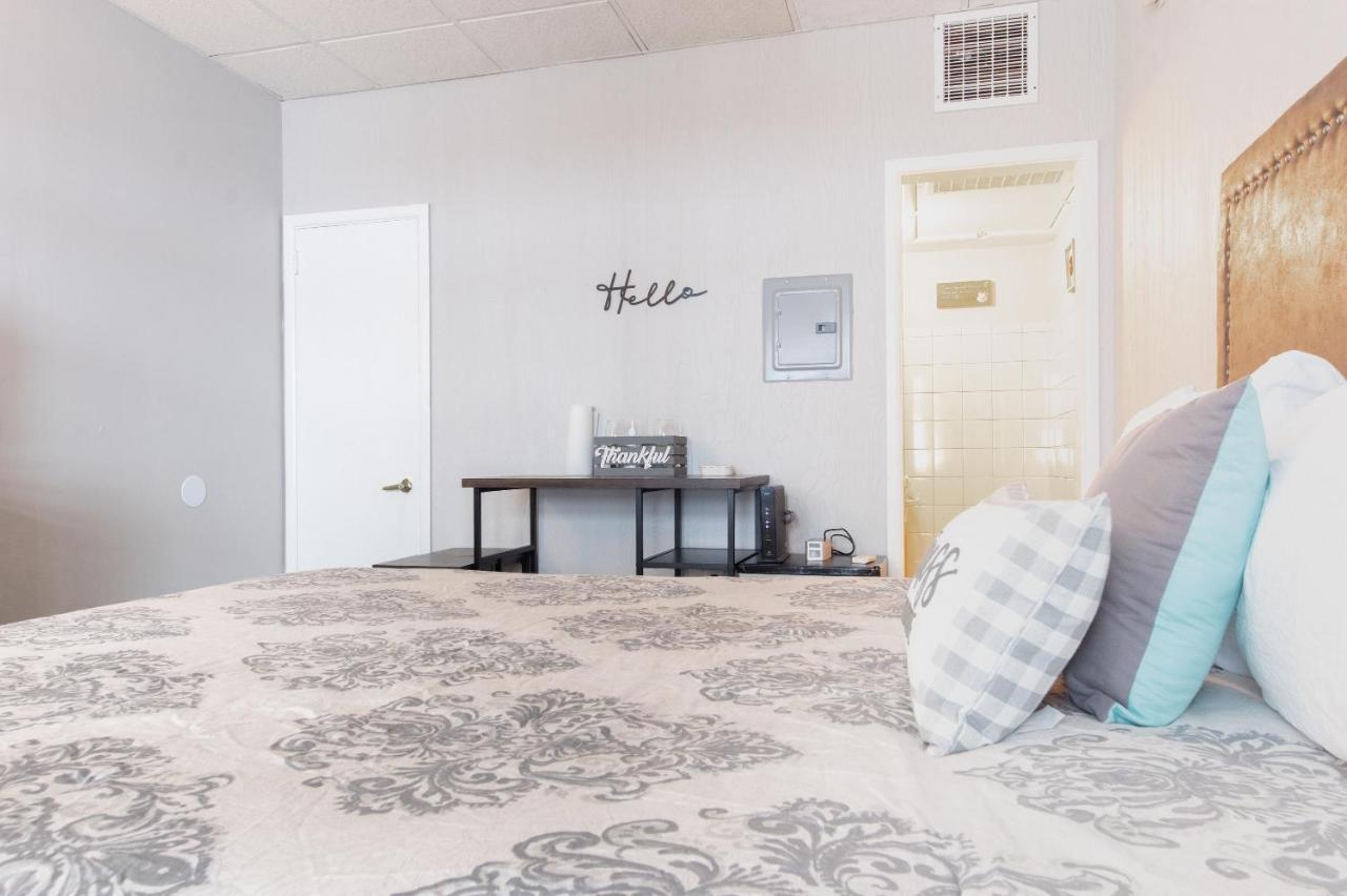 Bright Stylish A Block Away From The Beach Apartment Atlantic City